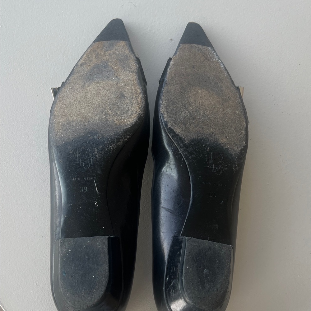 Dior Black Pointed Flats with Buckle - Picture 5 of 6